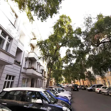 Kvh By Rockchair L Superhost Status L Boxspringbett Am Schloss Charlottenburg Welcomes You! Apartament Berlin