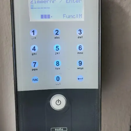 Apartment Kvh By Rockchair L Superhost Status L Boxspringbett Am Schloss Charlottenburg Welcomes You! *