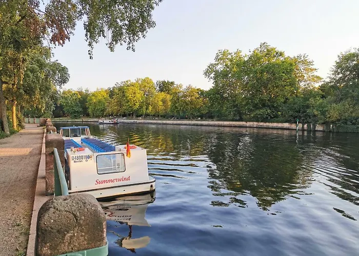 Apartment Kvh By Rockchair L Superhost Status L Boxspringbett Am Schloss Charlottenburg Welcomes You! Berlin