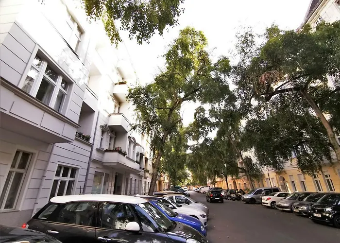 Kvh By Rockchair L Superhost Status L Boxspringbett Am Schloss Charlottenburg Welcomes You! Apartman Berlin