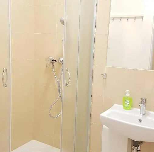 Apartament Kvh By Rockchair L Superhost Status L Boxspringbett Am Schloss Charlottenburg Welcomes You! Berlin