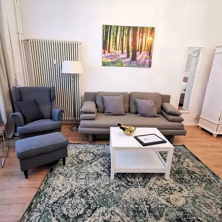 شقة Kvh By Rockchair L Superhost Status L Boxspringbett Am Schloss Charlottenburg Welcomes You!